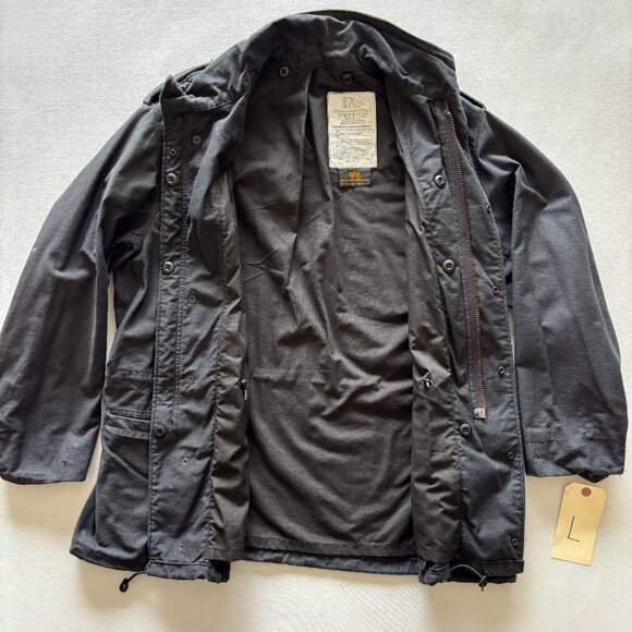 Vintage Men's Alpha Industries Black M-65 Cold Weather Field Jacket w/Epaulettes - Picture 8 of 16